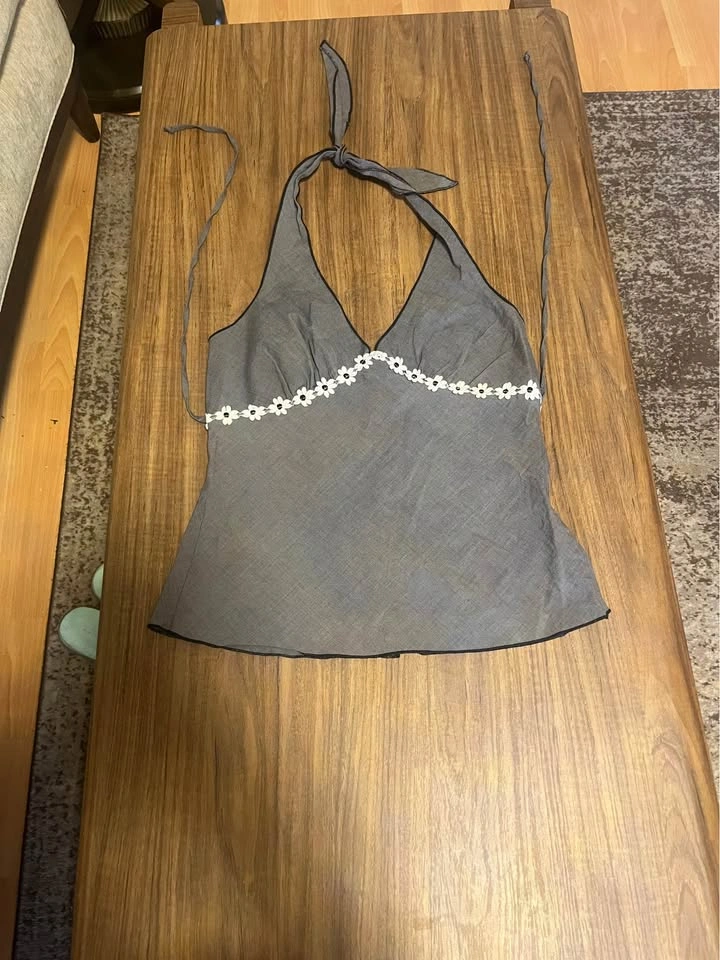 Multiple shirts (swipe photos) - photo 4