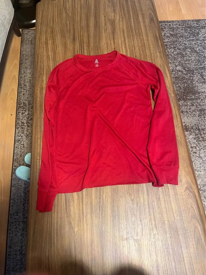 Multiple shirts (swipe photos) - photo 5