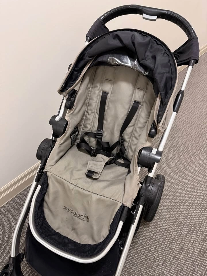 Baby Jogger City Select Stroller - photo 2