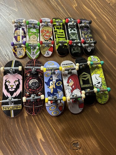 Tech Deck Finger Boards - Boards Bundle - 12 Skateboards