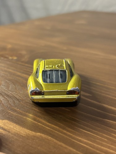 Disney Pixar Cars Gold Crusin Lightning McQueen Diecast - photo 3