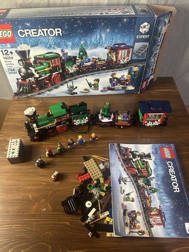 Lego 10254 Winter Village Holiday Train NOT Complete