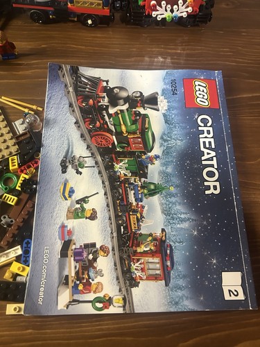 Lego 10254 Winter Village Holiday Train NOT Complete - photo 2