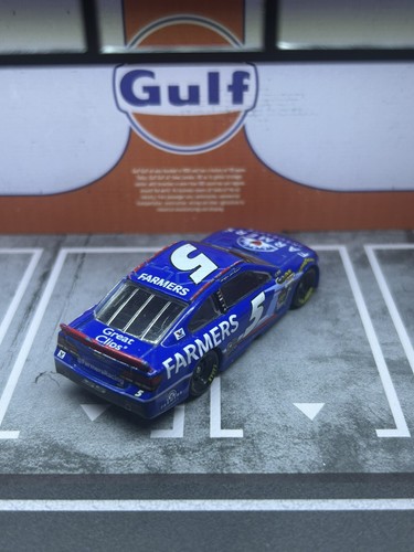 Kasey Kahne #5 2012 Farmer’s Insurance Impala 1/64 Diecast - photo 3