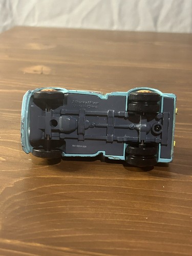 Disney Pixar Cars Toon El Materdor Metal Diecast Rare Damaged - photo 5