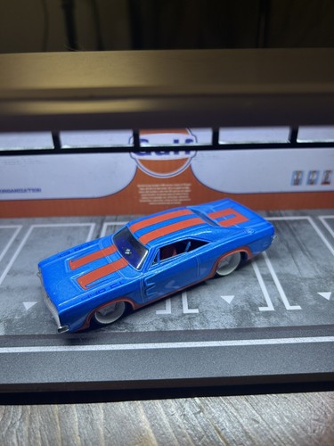 HOT WHEELS 2003 1969 DODGE CHARGER 440 WHITE RIMS 1/50 - photo 3
