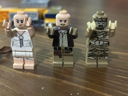 LEGO 77013 Indiana Jones + Marion Ravenwood + Mummy Minifigures