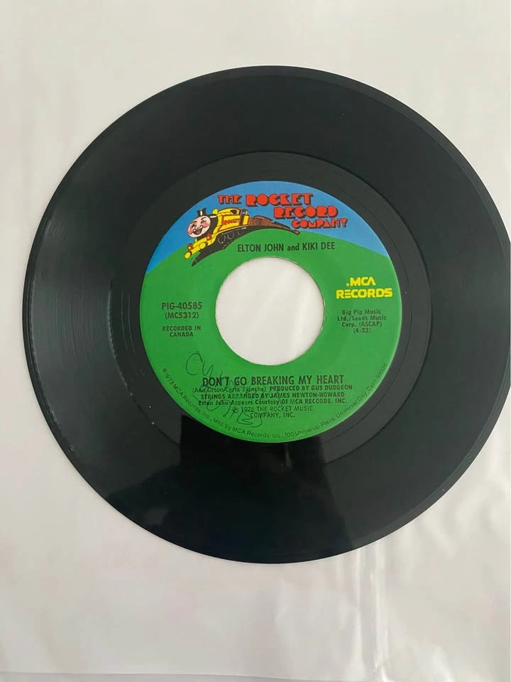 Elton John 45 - photo 2