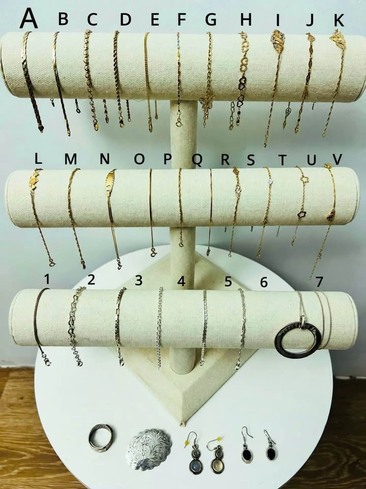 10K Gold & 925 Silver Jewellery Bracelets & More - photo 2