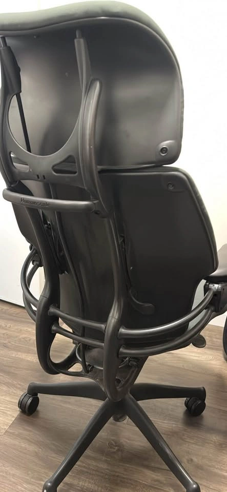 Humanscale Freedom Headrest Office Chair - photo 2