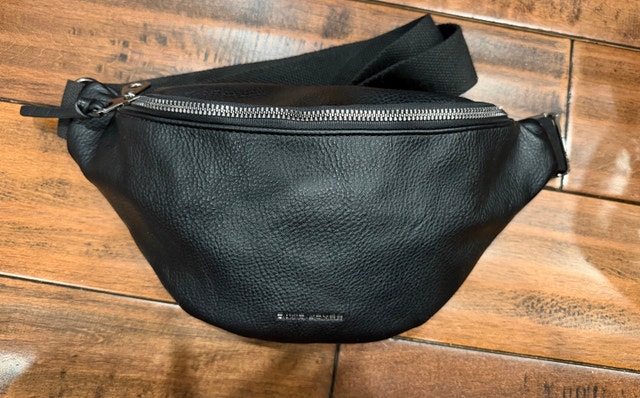 David Jones Waist Bag