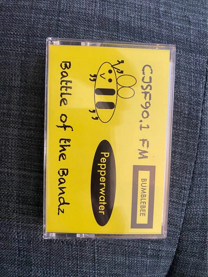 CJSF 90.1FM Battle of the Bands Cassette, with Cards and Pick - photo 2