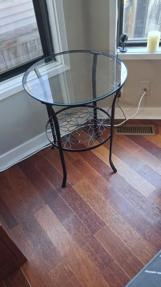 Elegant round Glass Top Metal Side Table - photo 5