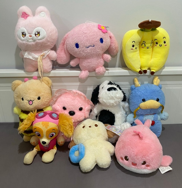 MASSIVE Collection of Plushies - photo 3