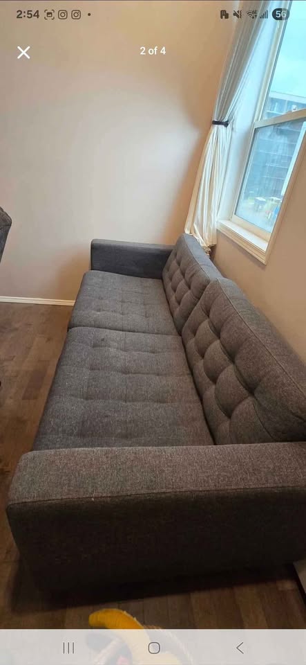 Grey couch - photo 2