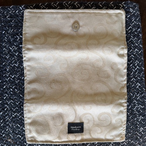Madison Handbags Beige Gold Scroll Trifold Wallet Clutch - photo 3