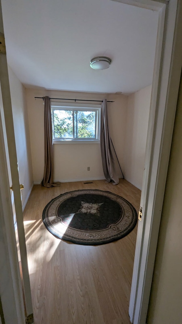 2 rooms for rent in townhome - photo 2