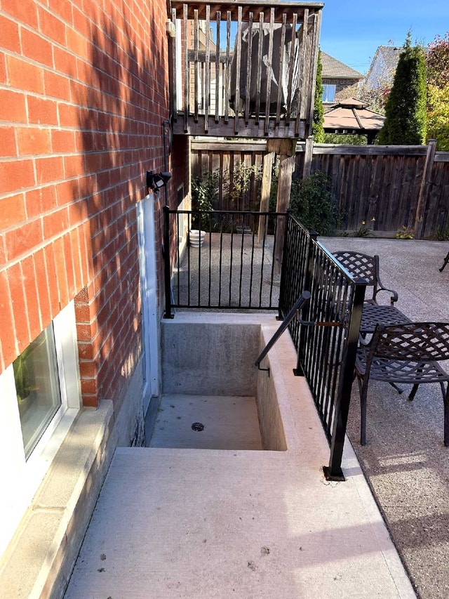 2 bdrm + Den Legal Basement Rental