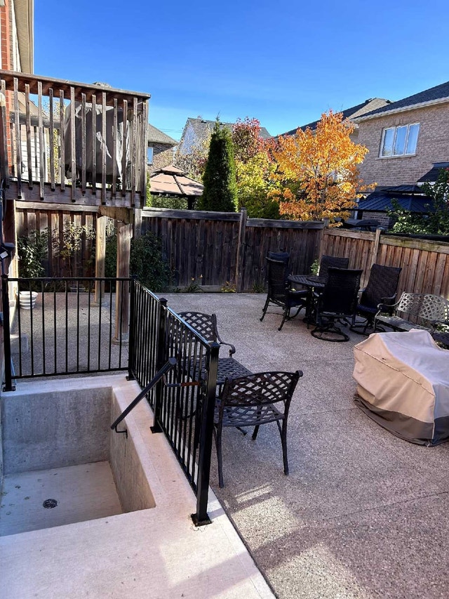 2 bdrm + Den Legal Basement Rental - photo 3