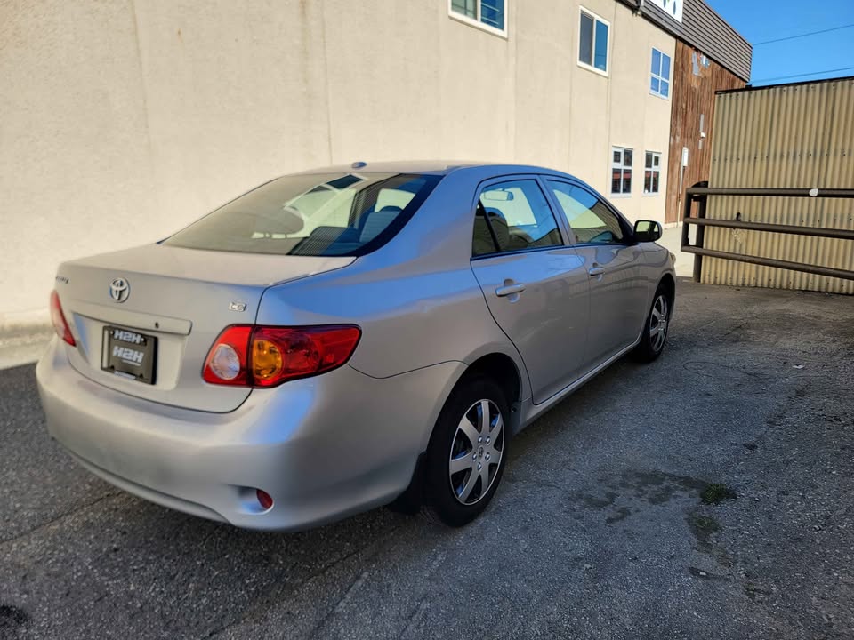 2009 Toyota Corolla - photo 4