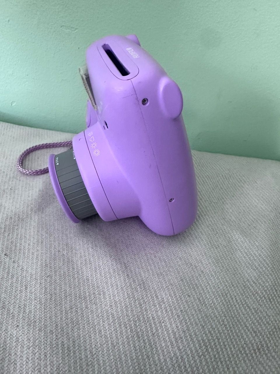 Fujifilm Instax Mini 7+ Instant Camera Purple - photo 4