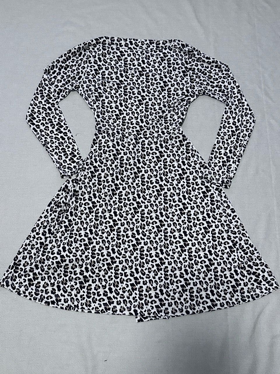 Leopard Print Long Sleeve Wrap Dress banana republic - photo 3
