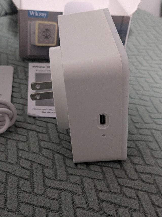 White Noise Sound Machine with Light - photo 2