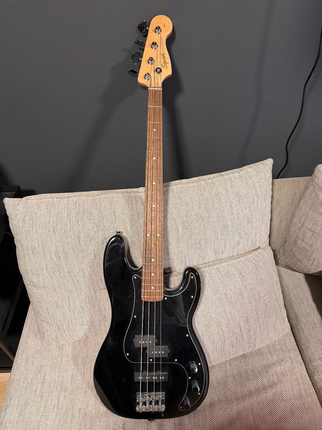 Squier Precision Bass PJ (black)