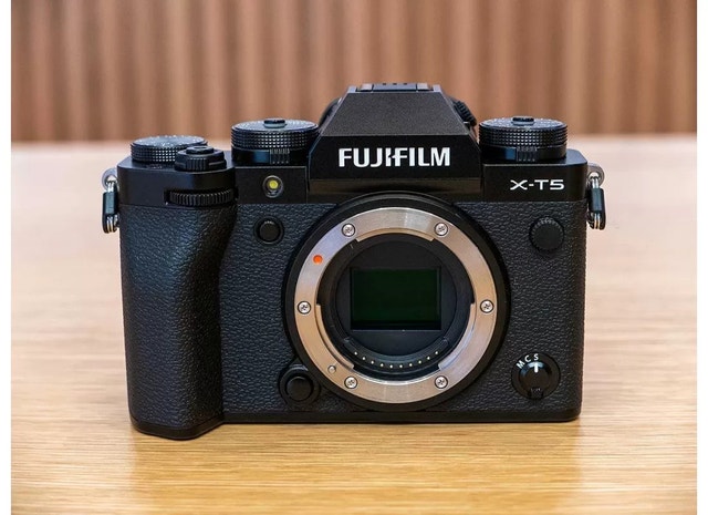 Fujifilm X-T5 body (black)