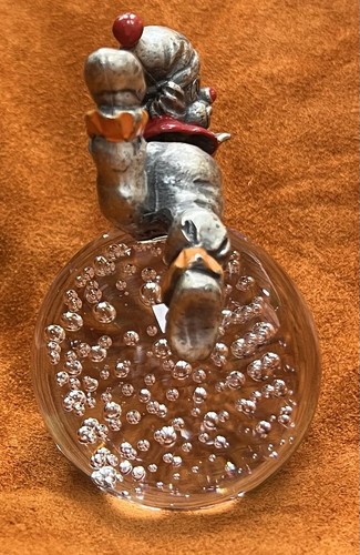 Vintage George Good Style Pewter Clown Art Glass Paperweight - photo 4