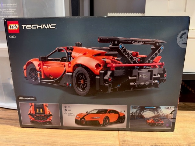 Lego 42222 - Bugatti Chiron Pur Sport Hypercar - BNIB - photo 2