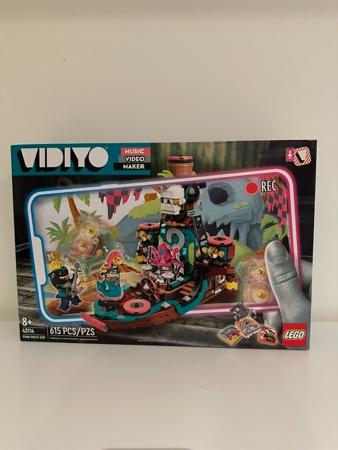LEGO 43114 Vidiyo Punk Pirate Ship - BNIB