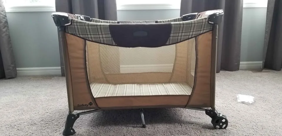 Play yard playpen Safety First Travel Ease image indicator(6)