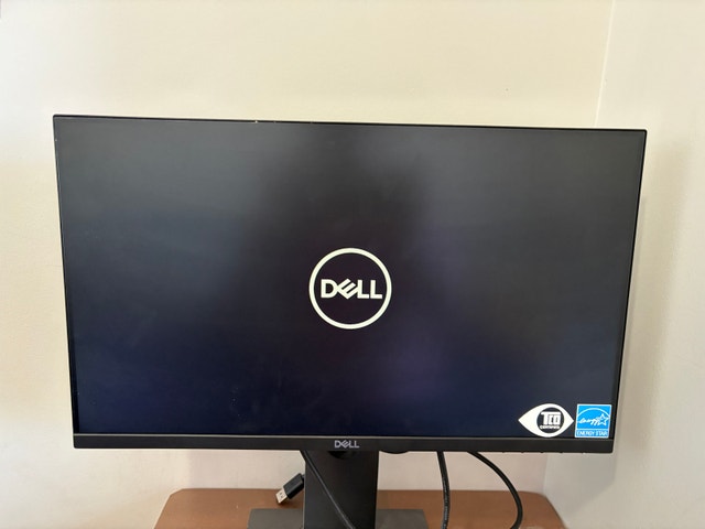 Dell P2219H 22-inch Monitor - photo 2