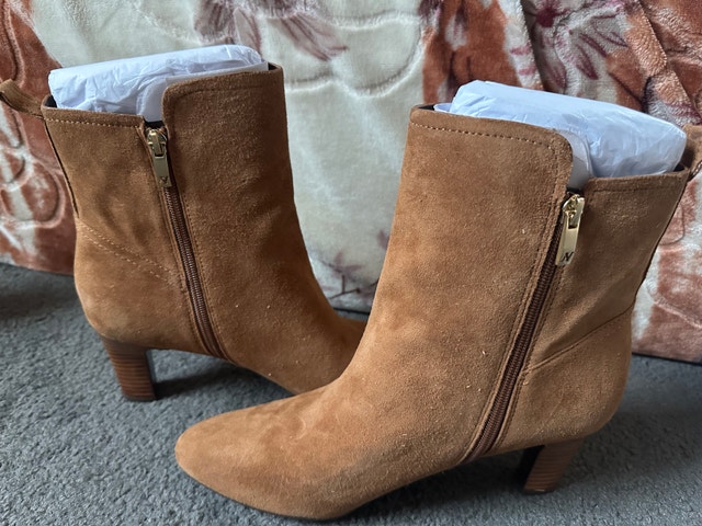 Naturalizer Suede Ankle Boots size 12M