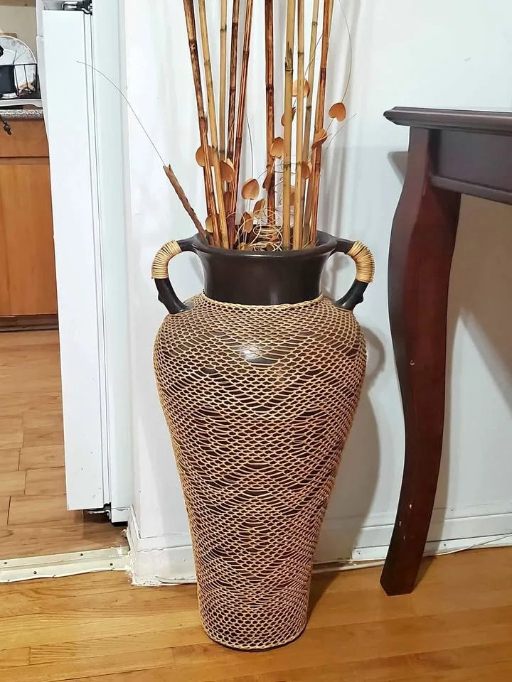 Vase Brown Wood Moving Sale 🧡