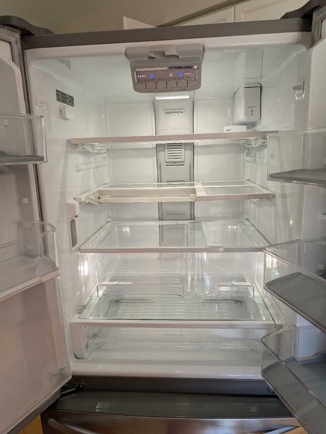 Kitchenaid Refrigerator - photo 2