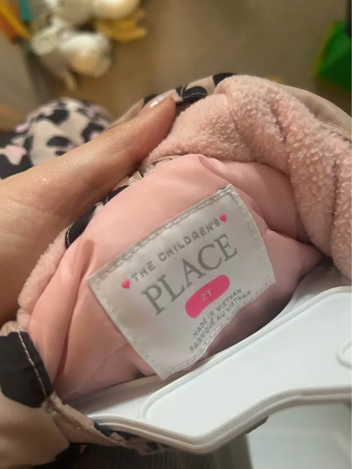 Child’s Snow Jacket, 2T image indicator(3)