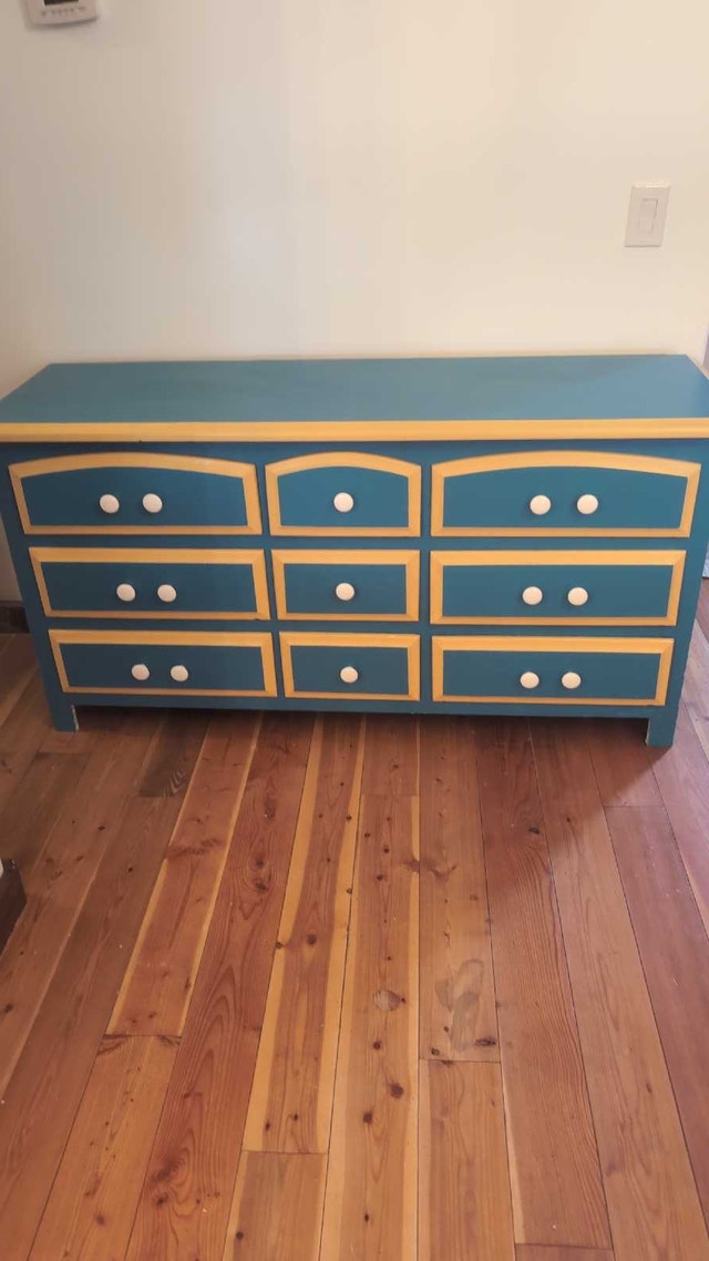 Nine drawer dresser, solid painted pine