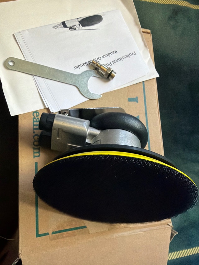 Professional Random Orbital Air Sander - photo 2