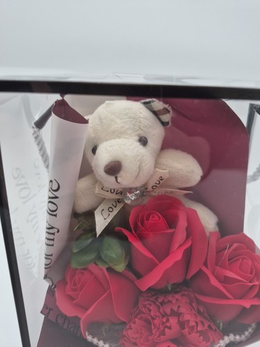 Red Flower Teddy Bear Gift Basket - photo 3
