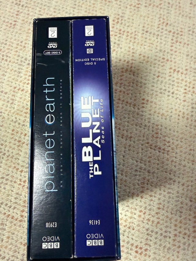 BBC Planet Earth & Blue Planet – 10 DVD Collector's Set - photo 3