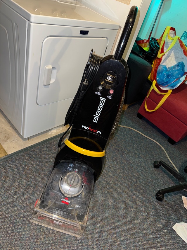 Bissell ProHeat 2X Carpet Cleaner - photo 2