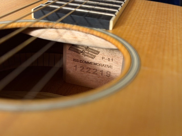 Larrivée P-01 ISS Commemorative Guitar (Made in Canada - 2013) - photo 2