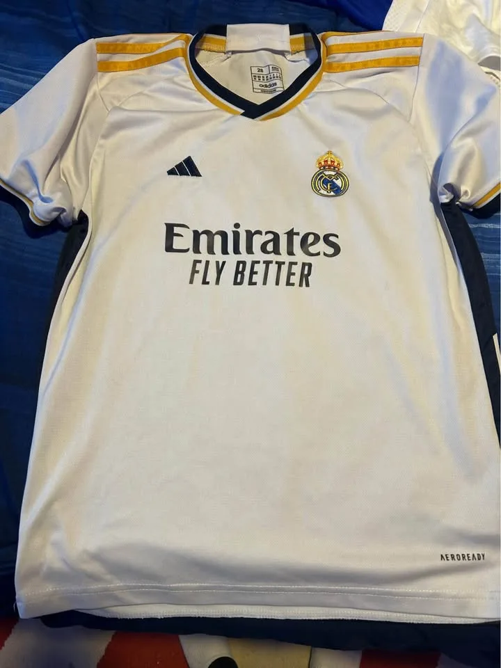 Youth soccer jerseys image indicator(2)