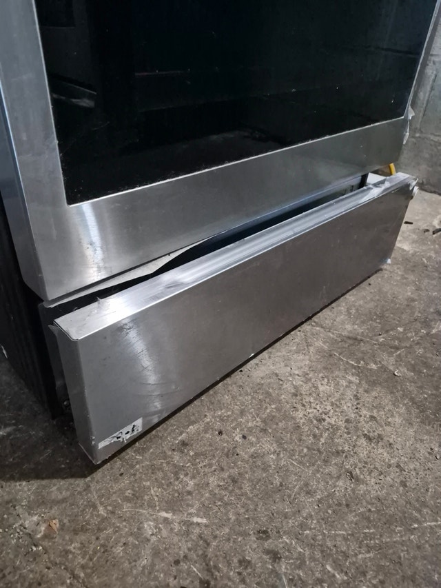 NEW OVEN with cracked glass - everything working - photo 5