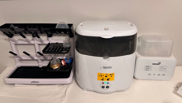 Baby bottle sterilizer/ Warmer and stand