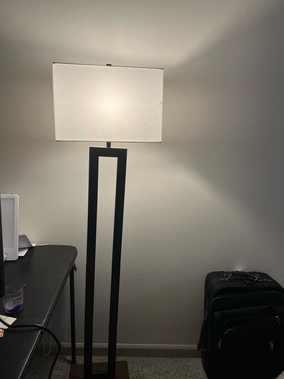 Floor lamp