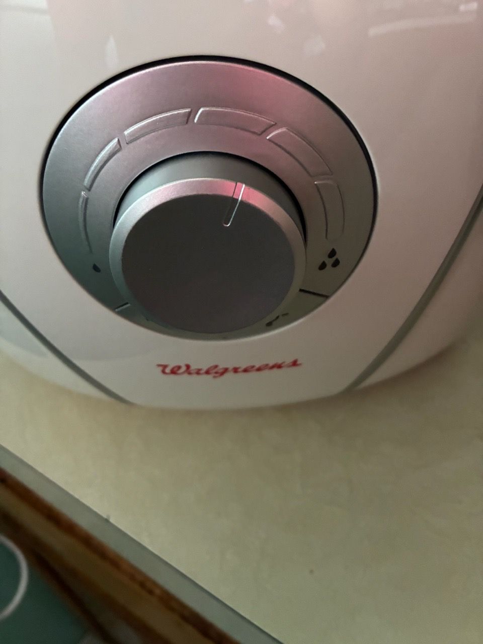 Warm and cool mist humidifier - photo 2