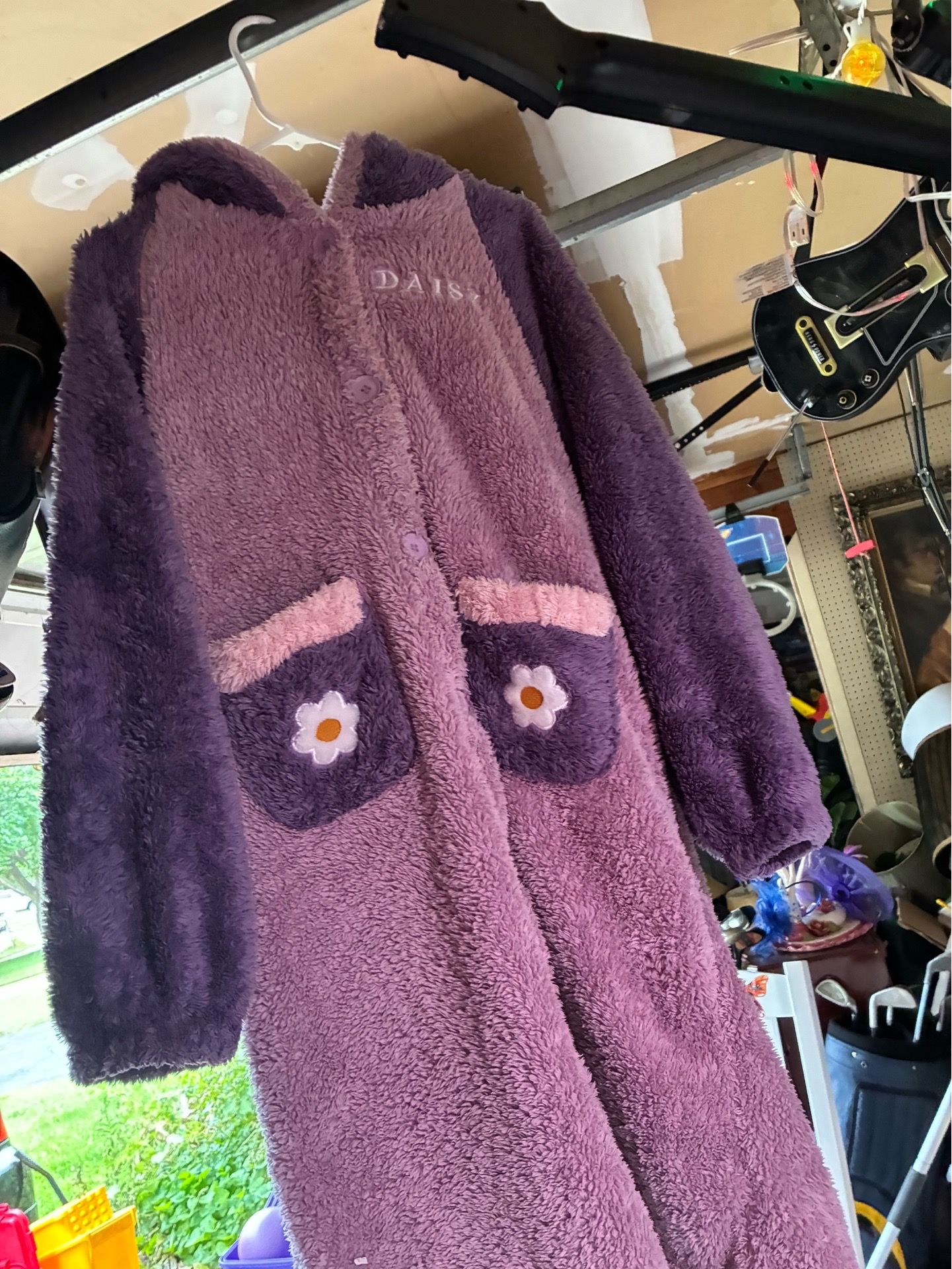 Daisy Duck bathrobe